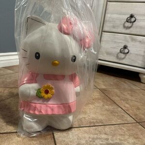 Hello kitty ceramic piggy bank
